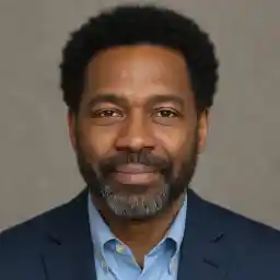 Portrait de Julien Carrière, joueur français sur Winningz Casino, soulignant que le casino n’est pas un moyen de gagner sa vie mais un loisir.